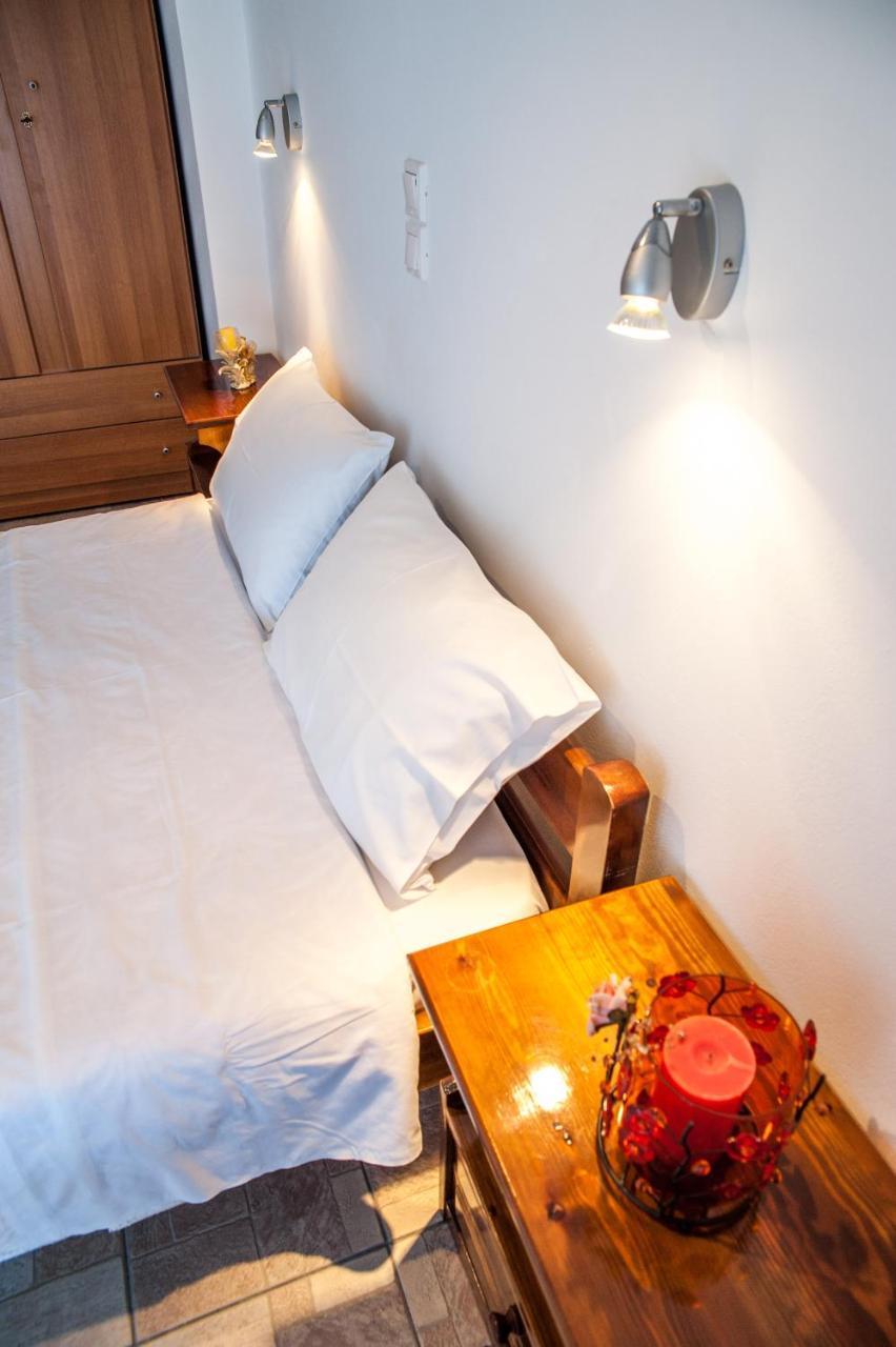Keramiaí Thimios Rooms المظهر الخارجي الصورة