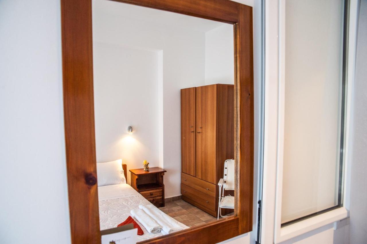 Keramiaí Thimios Rooms المظهر الخارجي الصورة